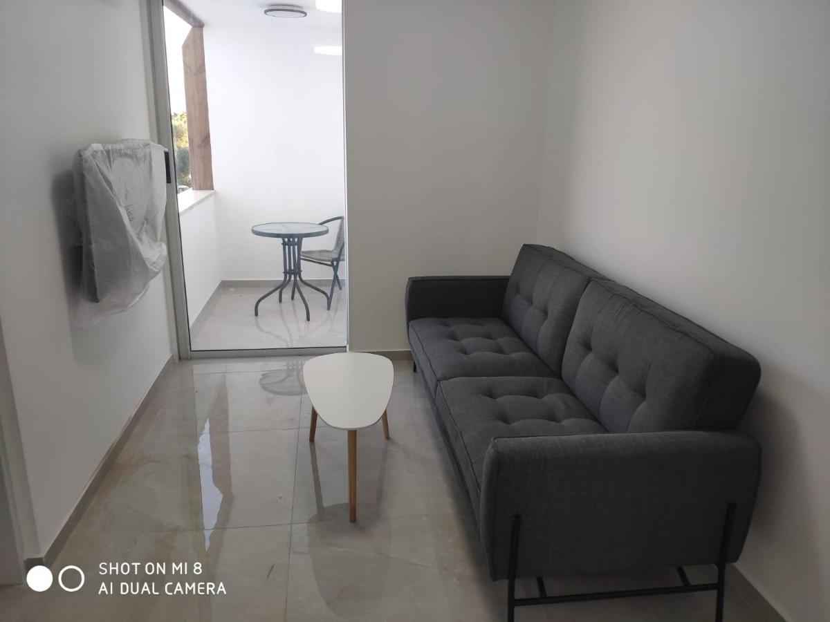 Ferienwohnung המקום הנפלא של אתי ולילך Eilat Exterior foto