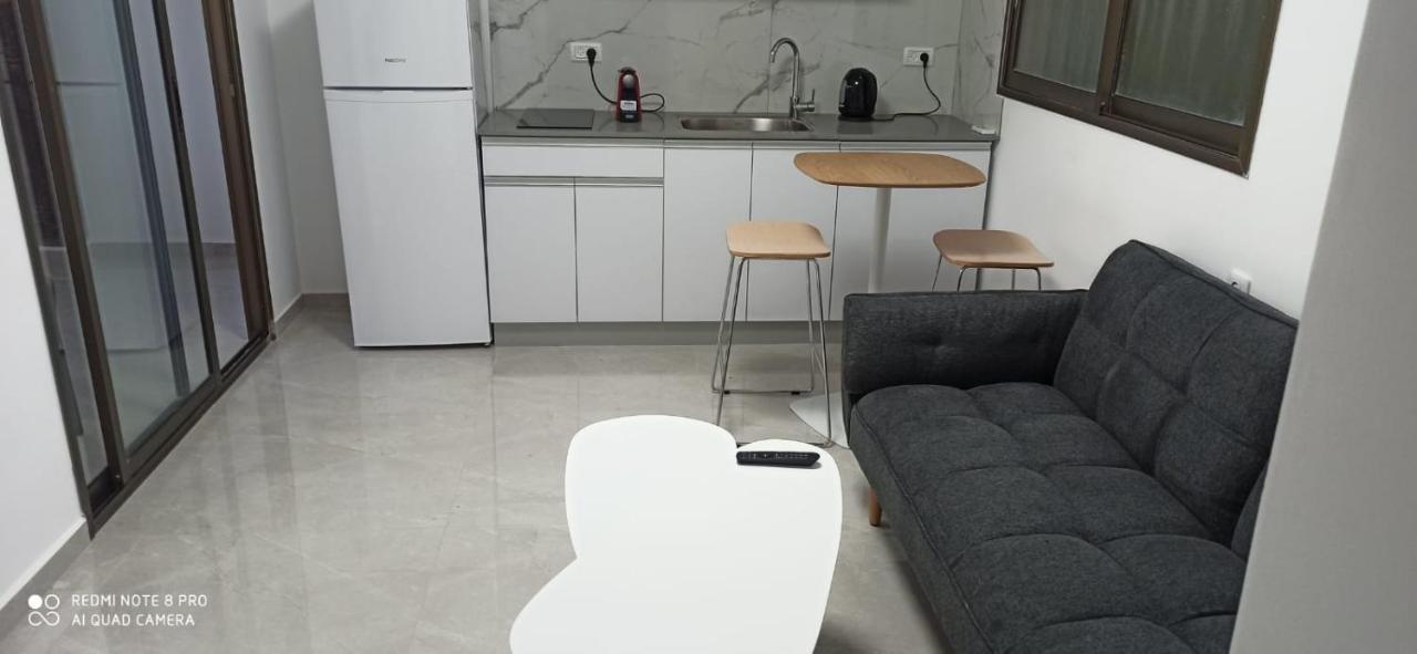 Ferienwohnung המקום הנפלא של אתי ולילך Eilat Exterior foto
